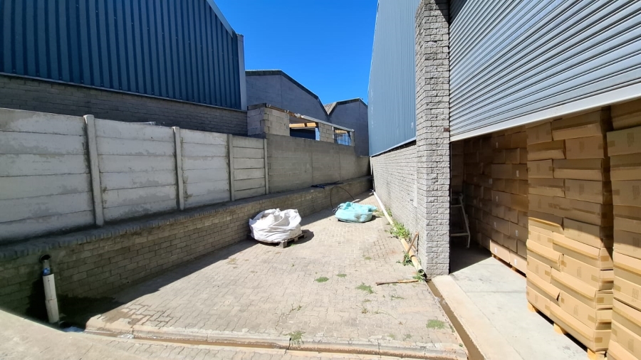 To Let commercial Property for Rent in Brackenfell Central Western Cape